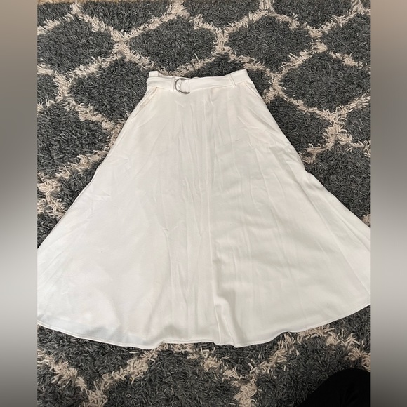 1. State skirt - Picture 1 of 5
